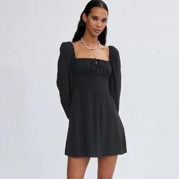 Aritzia Dresses & Skirts - Sunday Best Aritzia Arden Babydoll puff sleeves black mini Dress 2XS